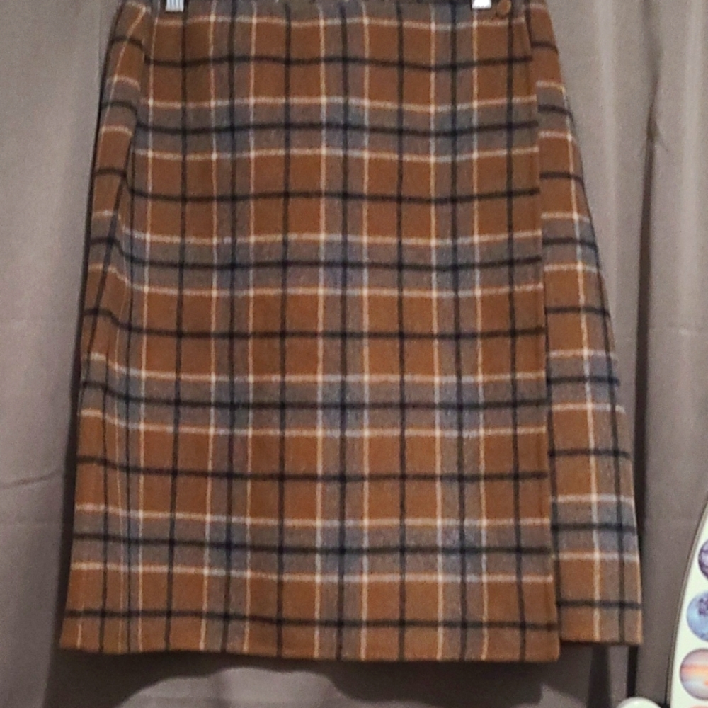 Skirt from brand alexandra bartlett in really good condion